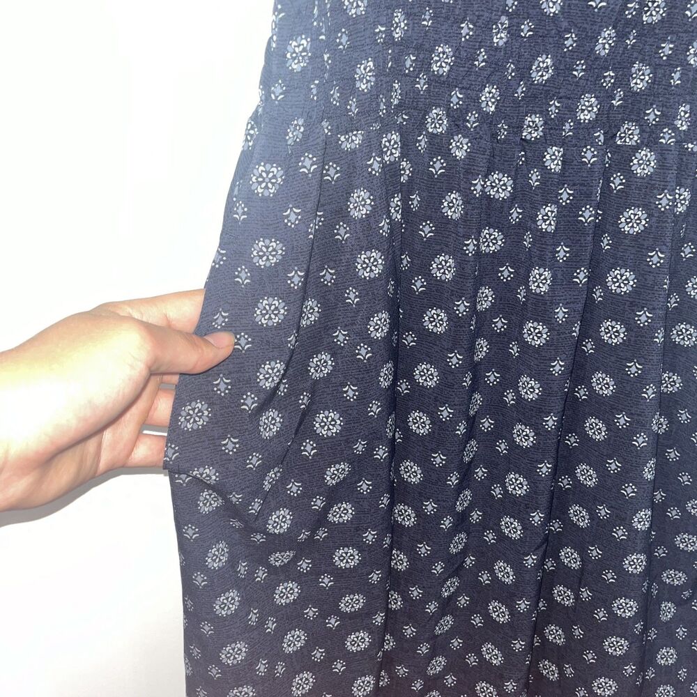 Toad & Co Athletic Tank Dress Navy Flowy Athleisure Hiking Pickleball Comfort M - Picture 8 of 8